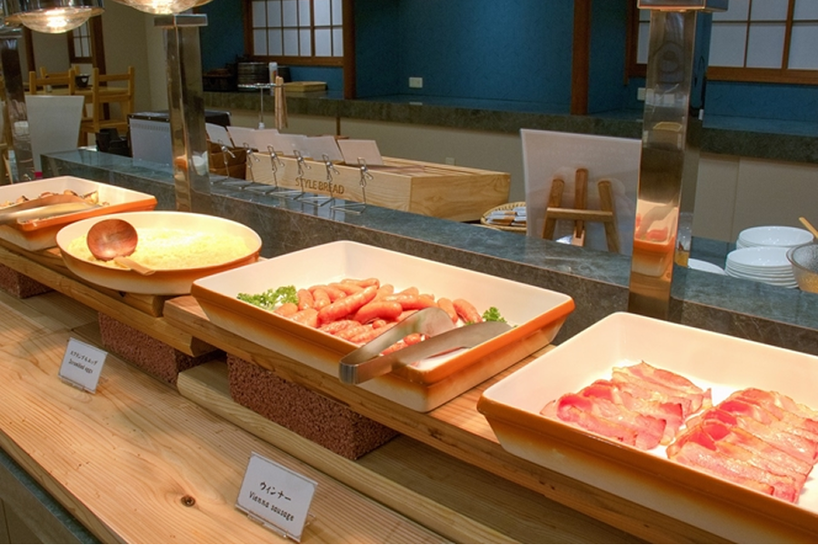 Dining image 1